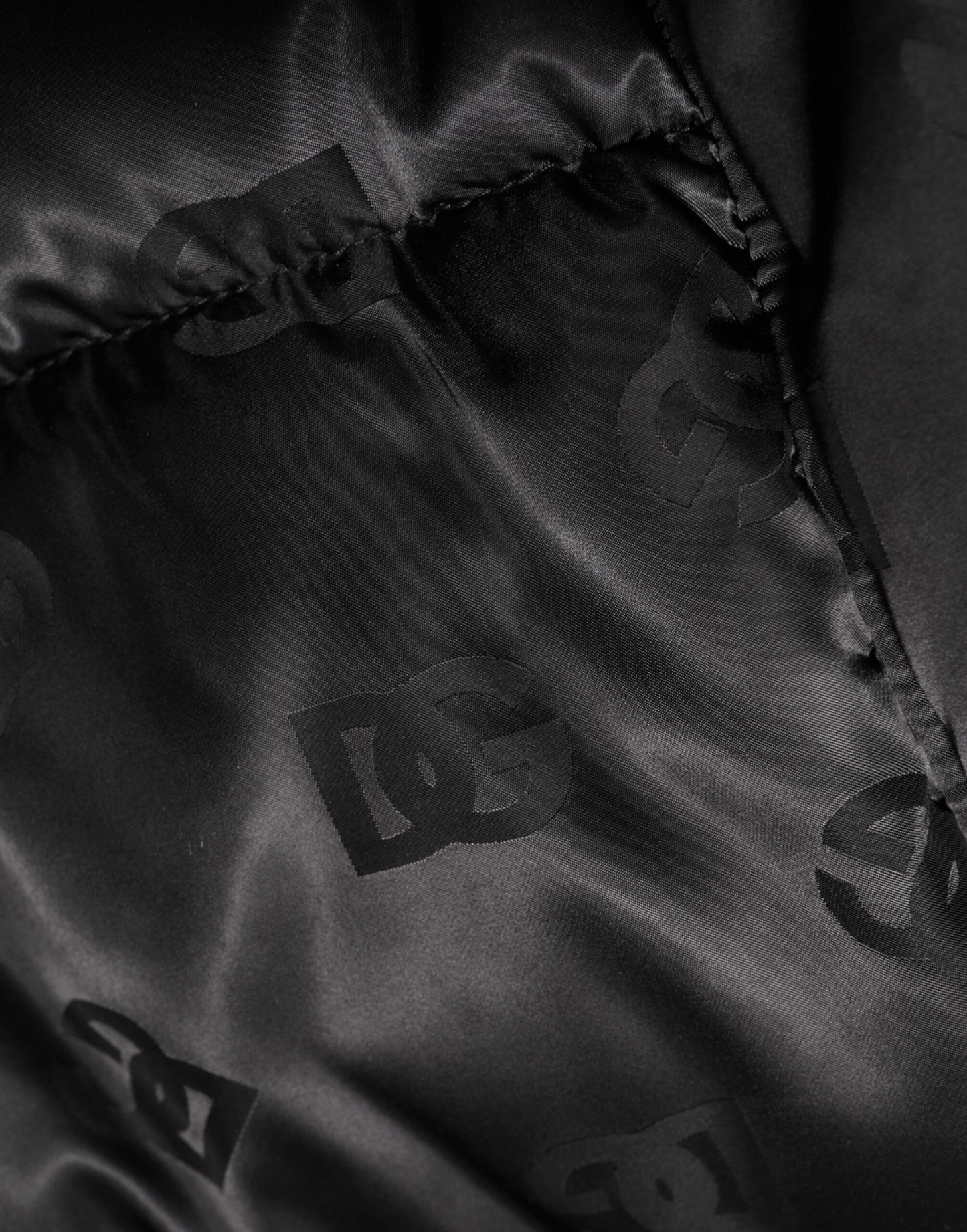 Doudoune à capuche en nylon noire à logo monogramme Dolce & Gabbana