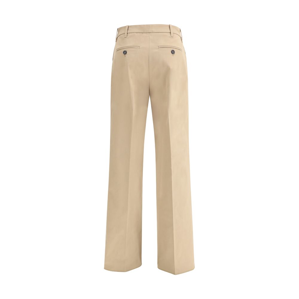 Vrais pantalons Nicky de la famille royale