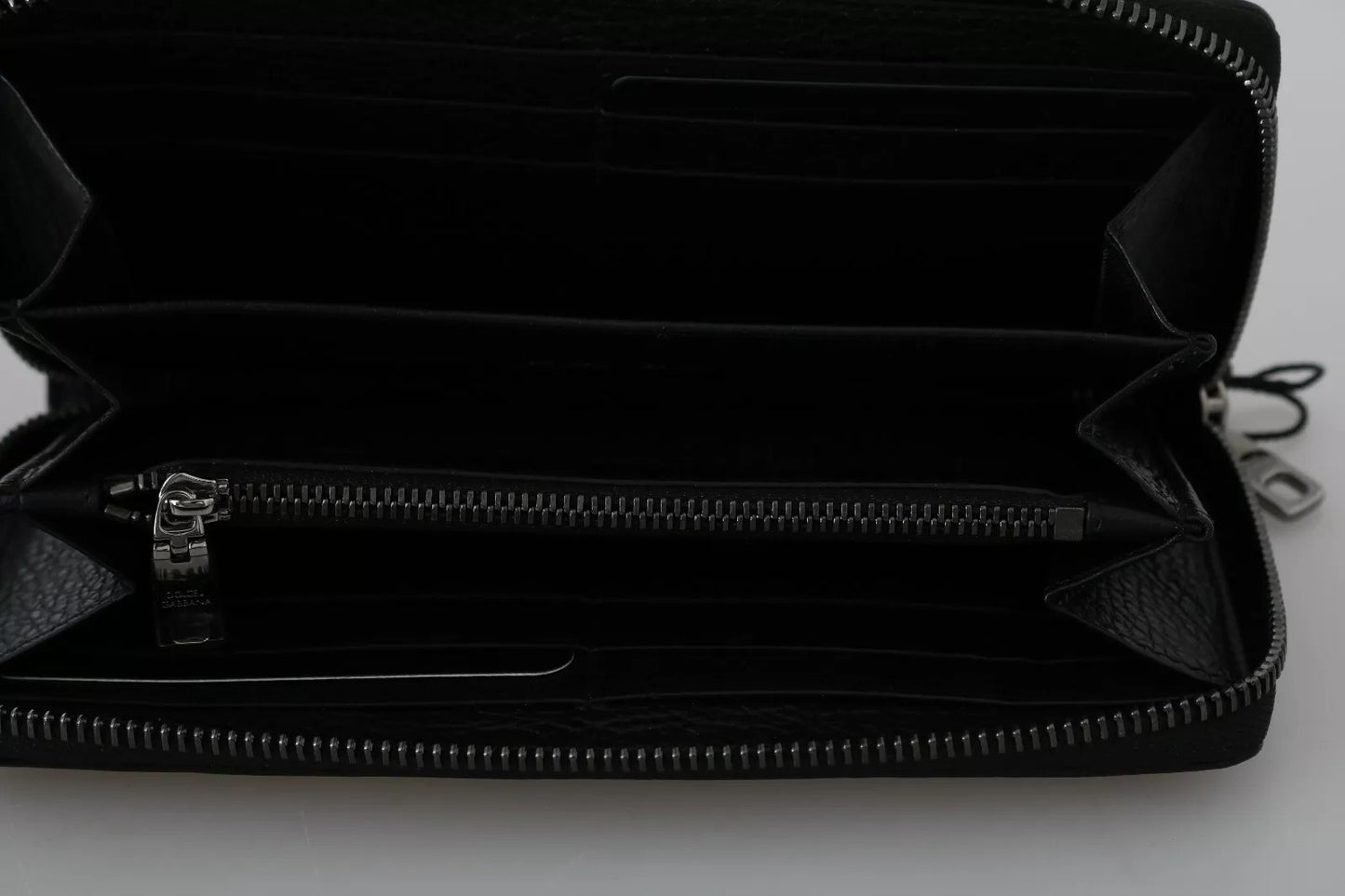 Portefeuille continental zippé en cuir noir Dolce & Gabbana pour homme #DGFAMILY