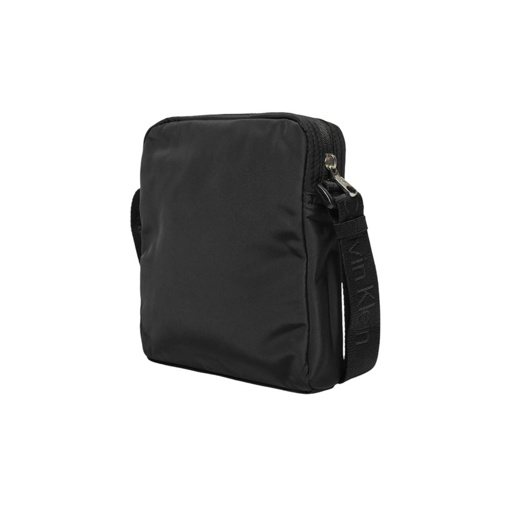 Calvin Klein Zwarte Messenger Tas Gemaakt van Gerecycled Polyester
