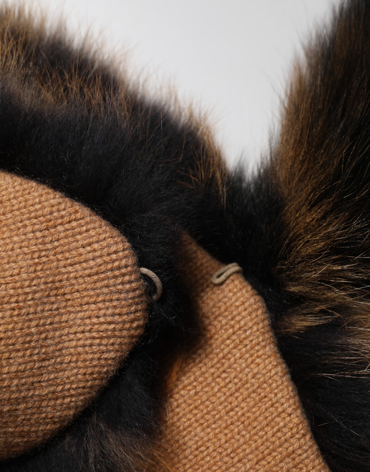 Dolce & Gabbana Bruine Rode Vosvacht Cashmere Nekwarmer Sjaal