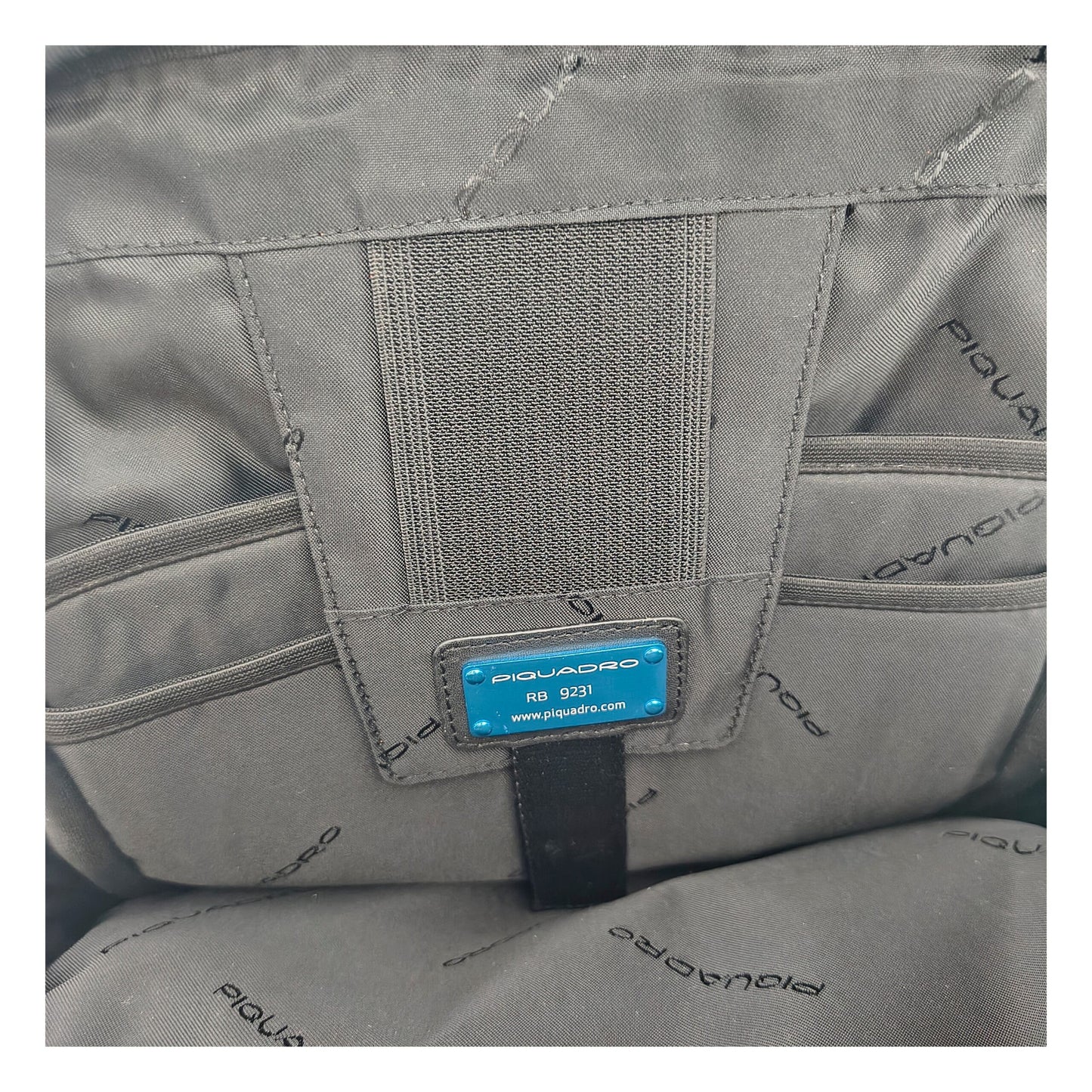 Sacs à dos en cuir noir Piquadro