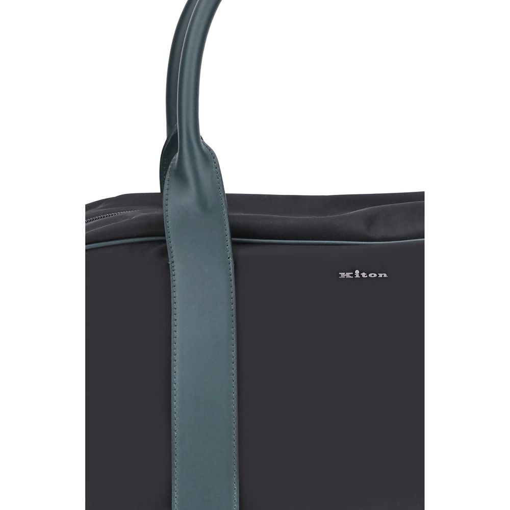 Kiton Reistas van Nylon