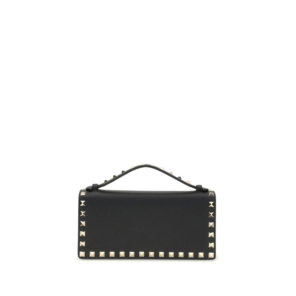 Portefeuille à chaîne Rockstud de Valentino Garavani