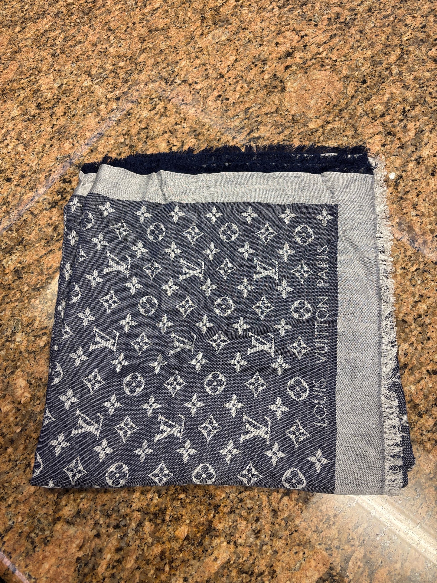 Louis Vuitton Monogram Denim Sjaal
