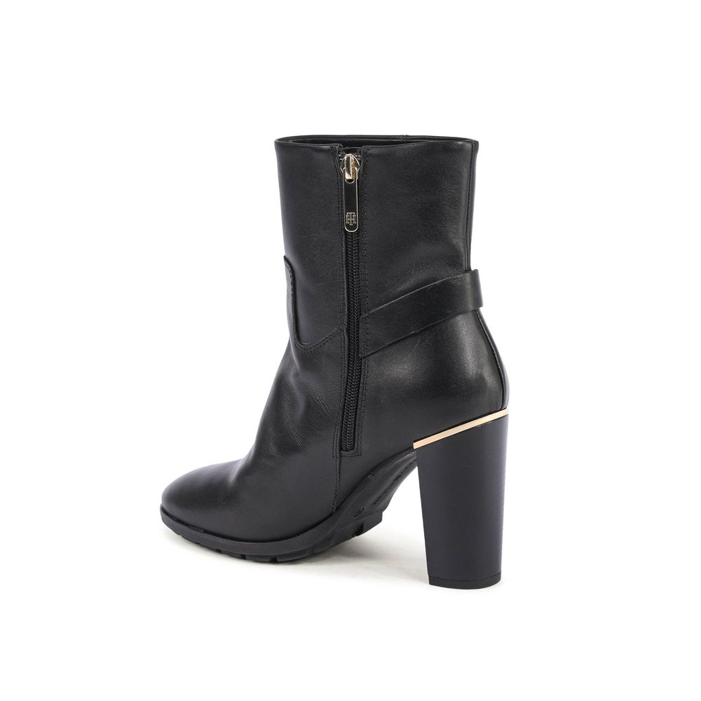 Tommy Hilfiger Black Leather Ankle Boots - FW0FW06768BDS