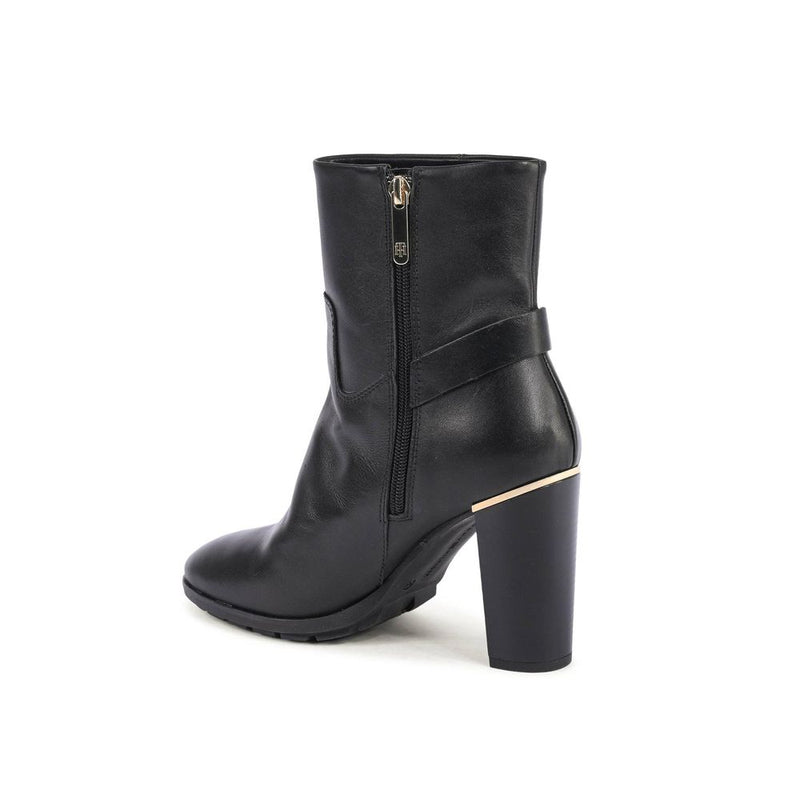 Tommy Hilfiger Black Leather Ankle Boots - FW0FW06768BDS