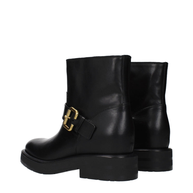 Chloé Black Leather Ankle Boots - Stylish & Comfortable Footwear