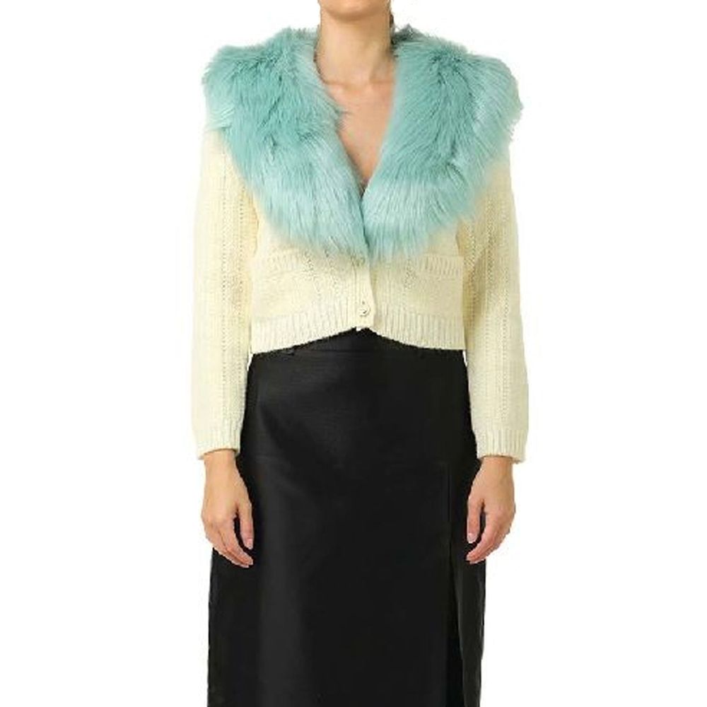 Gucci White Wool Cardigan - Luxurious Comfort and Style