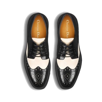 Chaussures Oxford et derbies Dior en cuir de veau noir