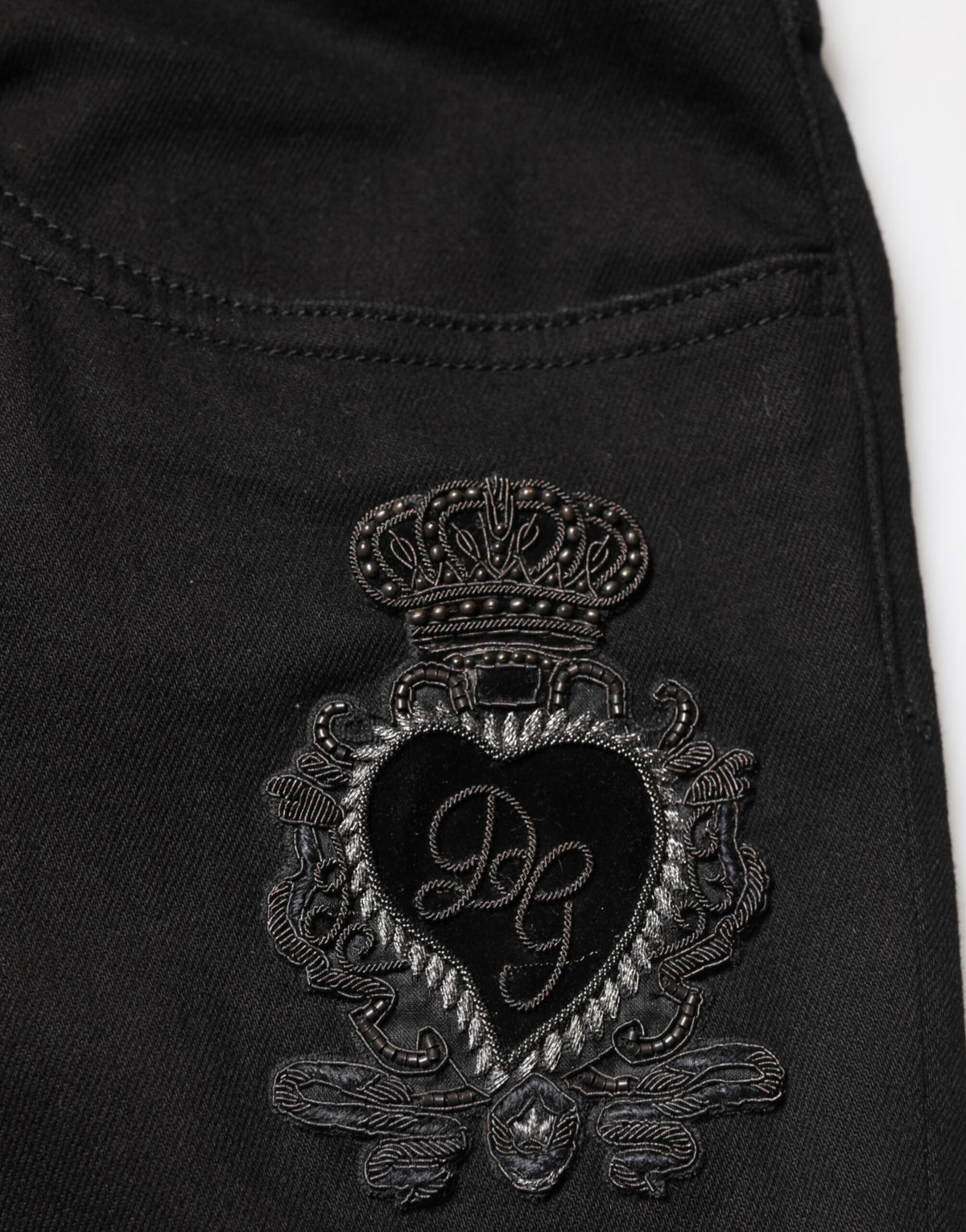 Jean skinny noir Dolce &amp; Gabbana à motif Sacré-Cœur pour homme
