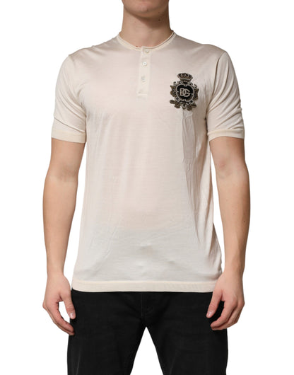 T-shirt Henley Dolce &amp; Gabbana Off White en soie avec logo et écusson pour homme
