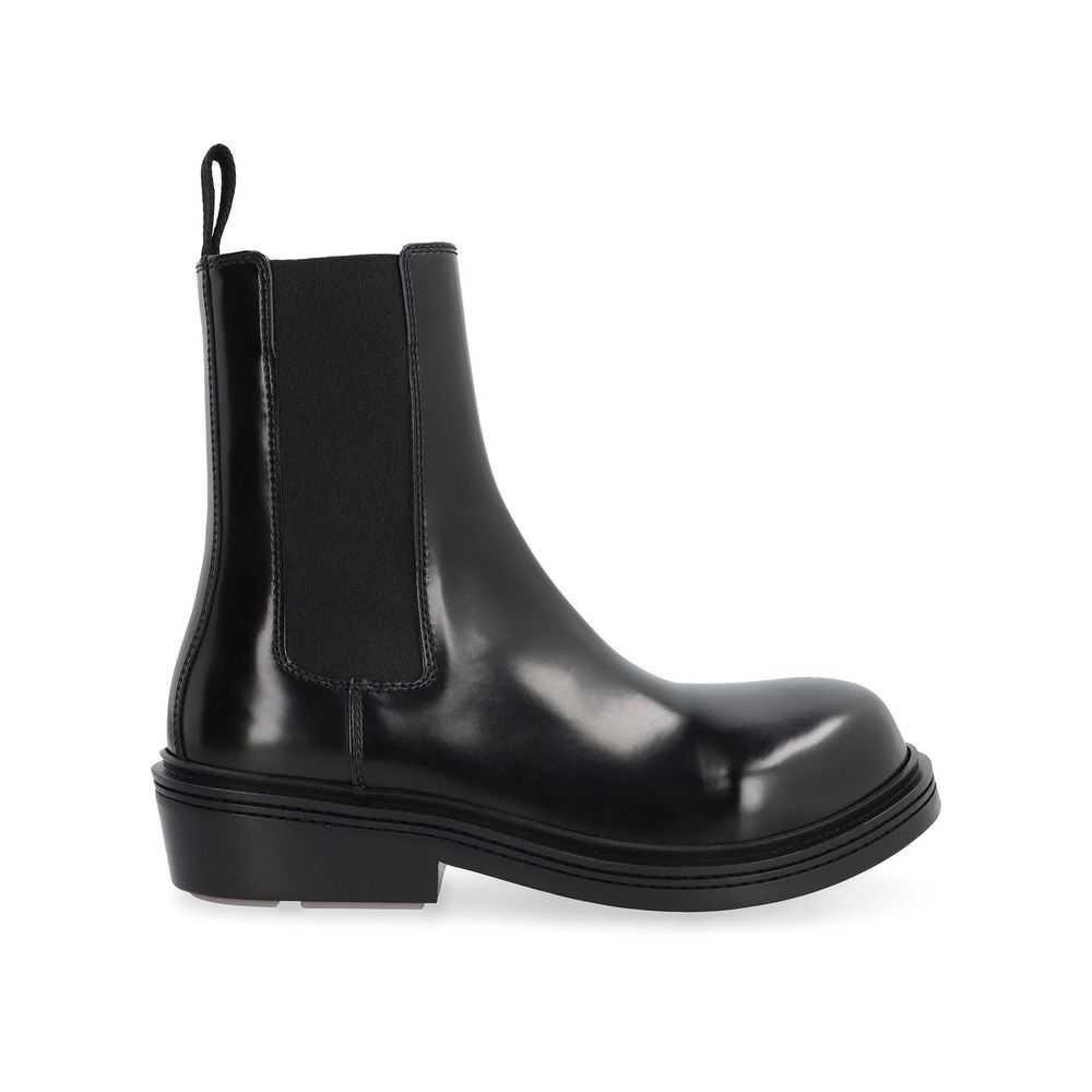 Bottega Veneta Black Calfskin Chelsea Boots for Women