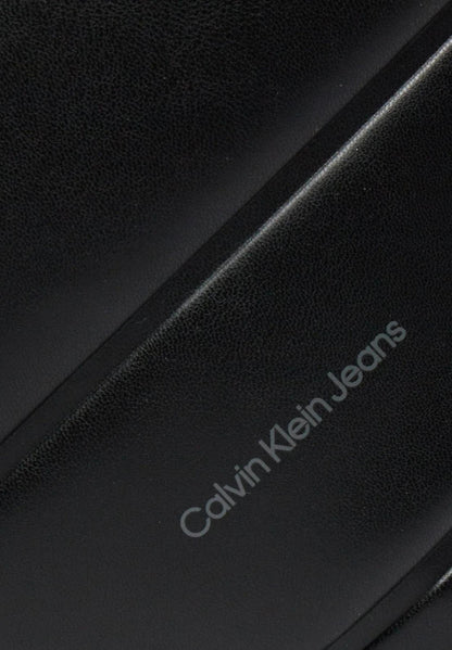 Calvin Klein Jeans Black Polyethylene Handbag