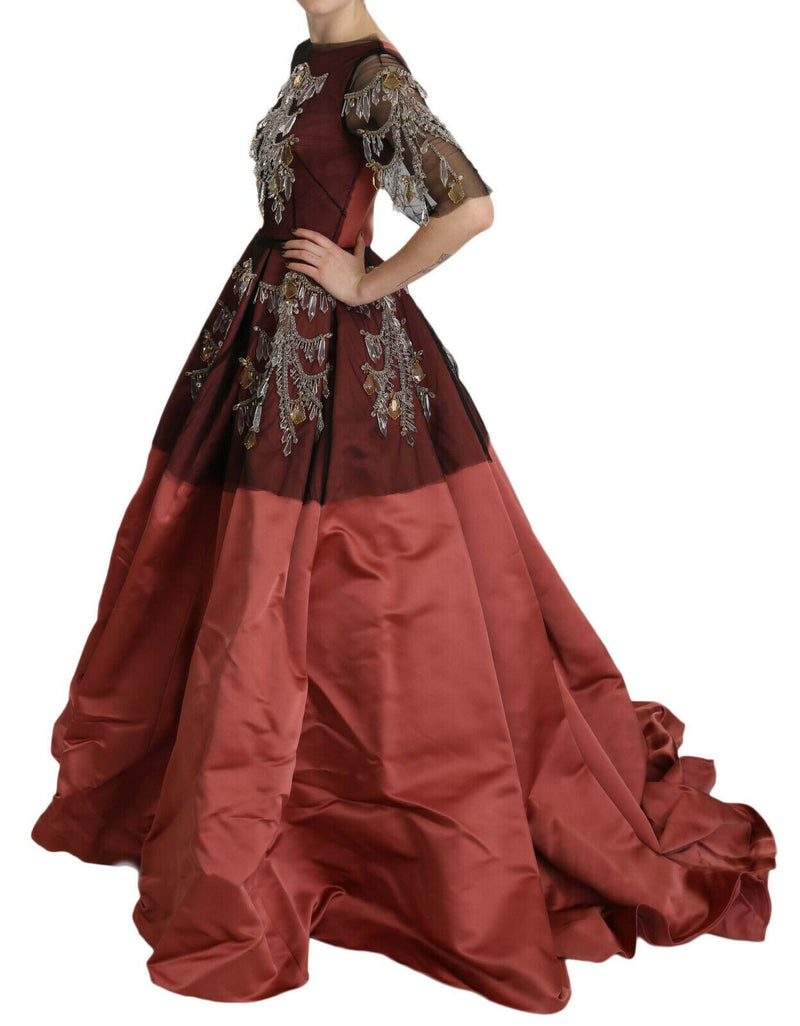 Robe de princesse en soie Dolce &amp; Gabbana, brodée de cristaux, modèle Crystal Chandelier.