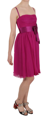 Robe sans manches en soie fuchsia rose avec nœud de Dolce &amp; Gabbana