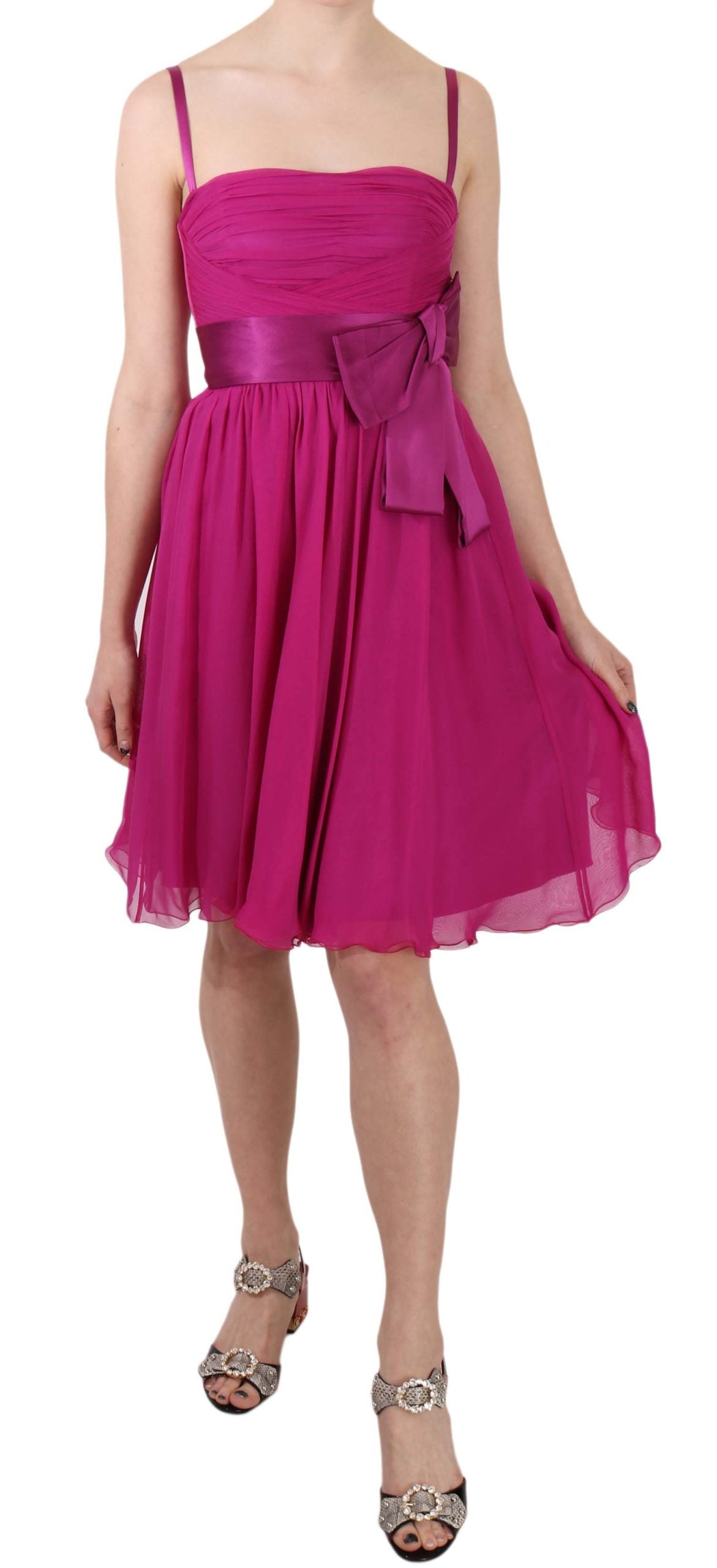 Robe sans manches en soie fuchsia rose avec nœud de Dolce &amp; Gabbana