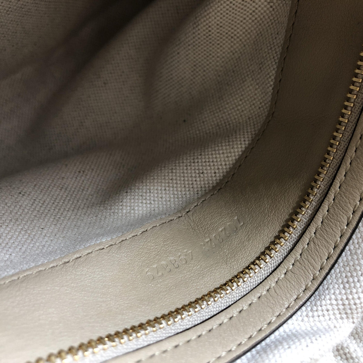 Gucci Aria Calfskin Web Large Attache Shoulder Bag - Beige