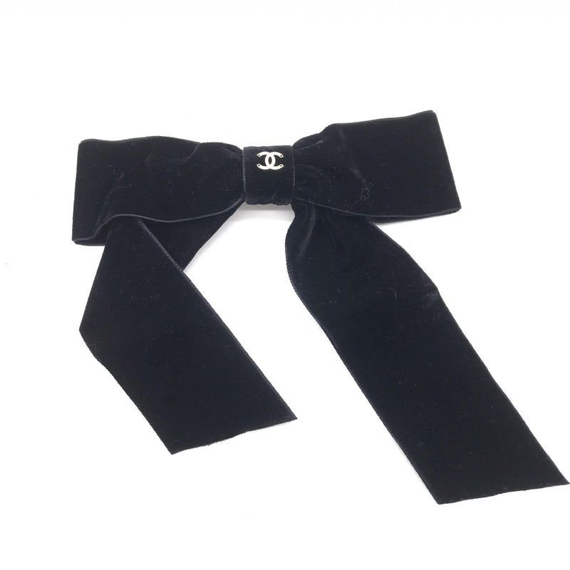 Chanel Black Velvet Bow Hair Accessory - Timeless Elegance