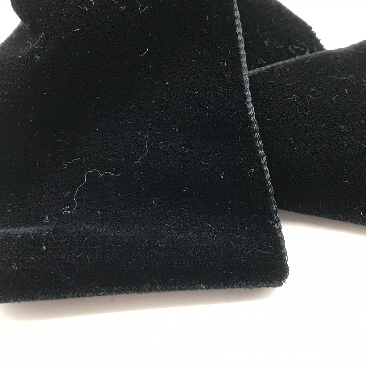 Chanel Black Velvet Bow Hair Accessory - Timeless Elegance