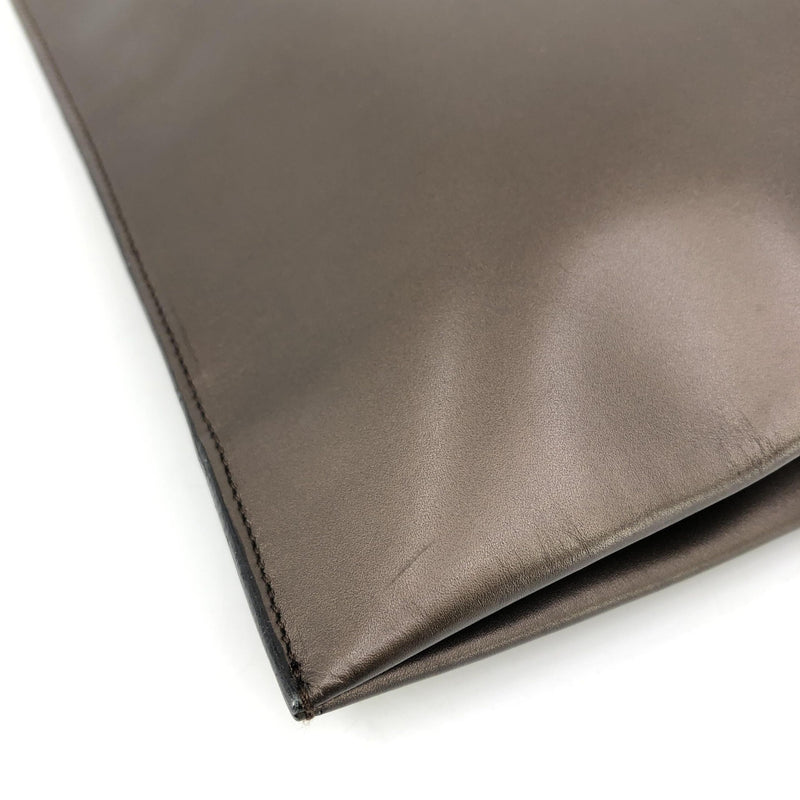 Gucci Brown Leather Handbag - Timeless Elegance