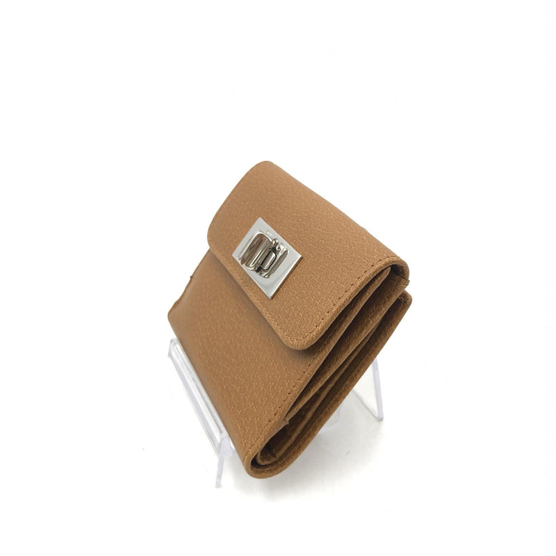 Gucci Brown Leather Wallet - Timeless Elegance and Craftsmanship