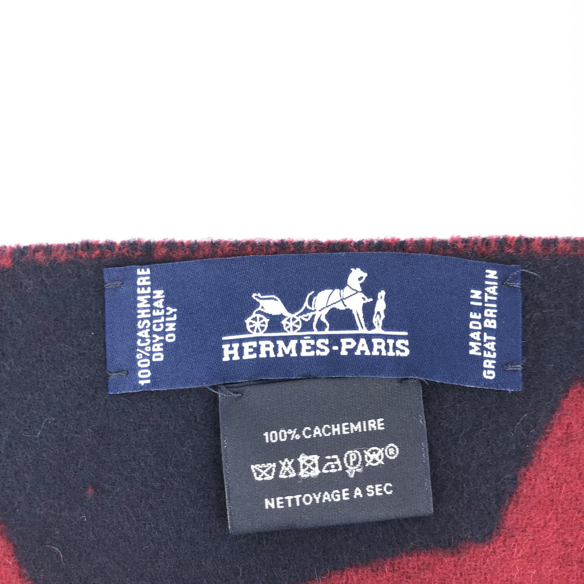 Hermès Cashmere Muffler in Burgundy - Elegant Luxury Accessory
