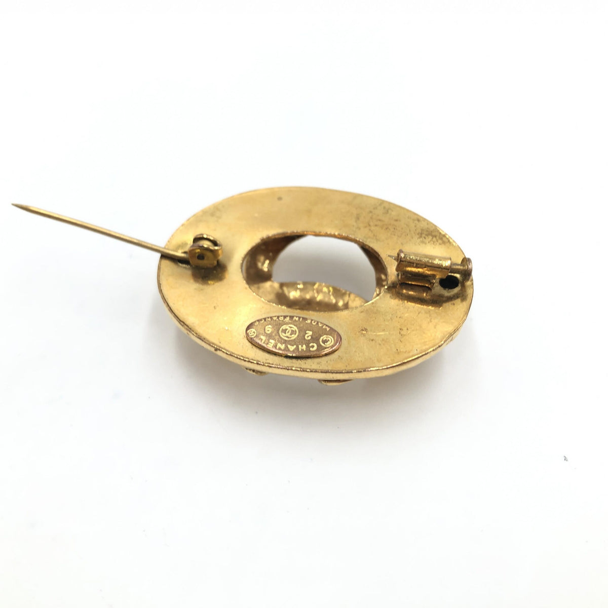 Chanel Coco Mark Brooch - Élégance Intemporelle