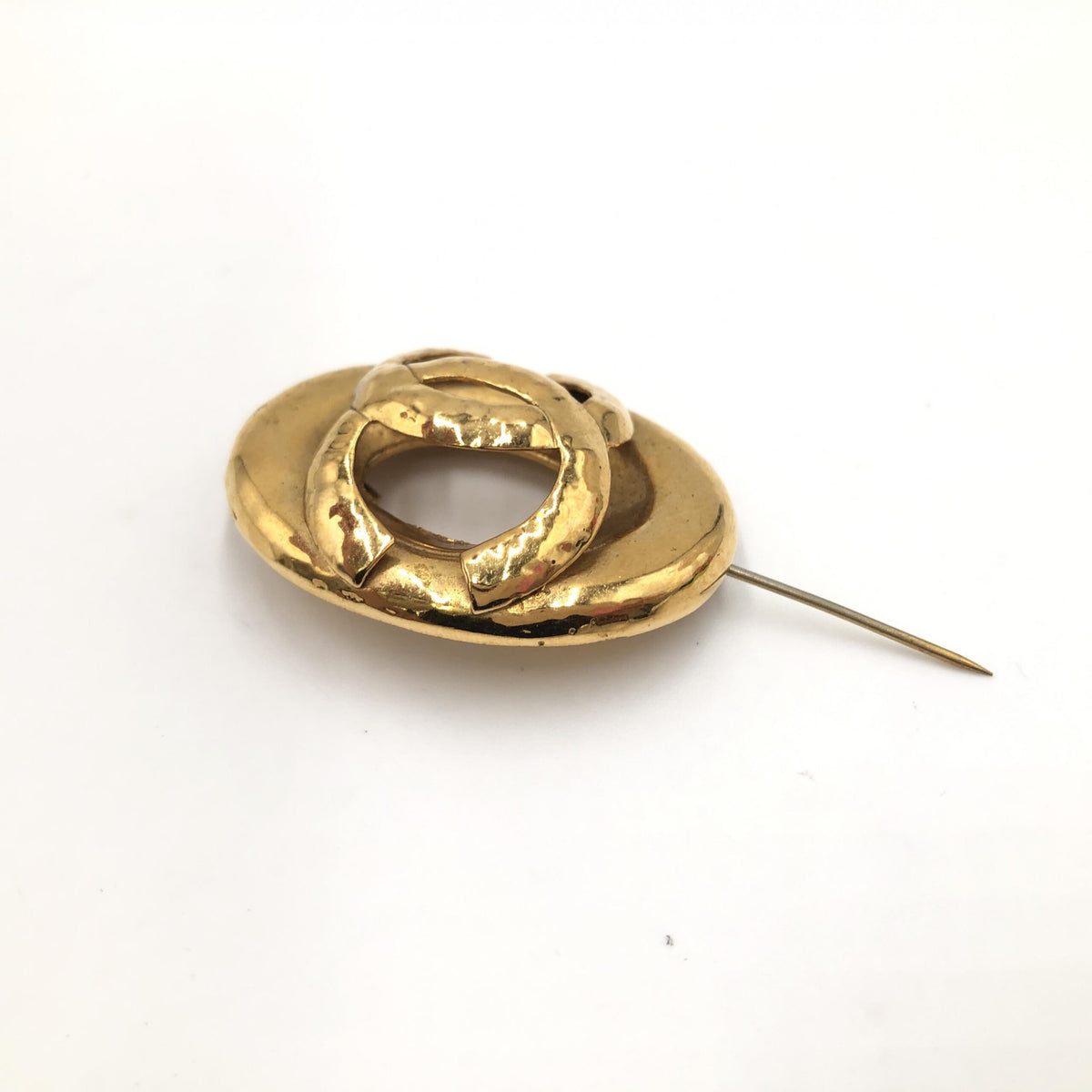 Chanel Coco Mark Brooch - Élégance Intemporelle