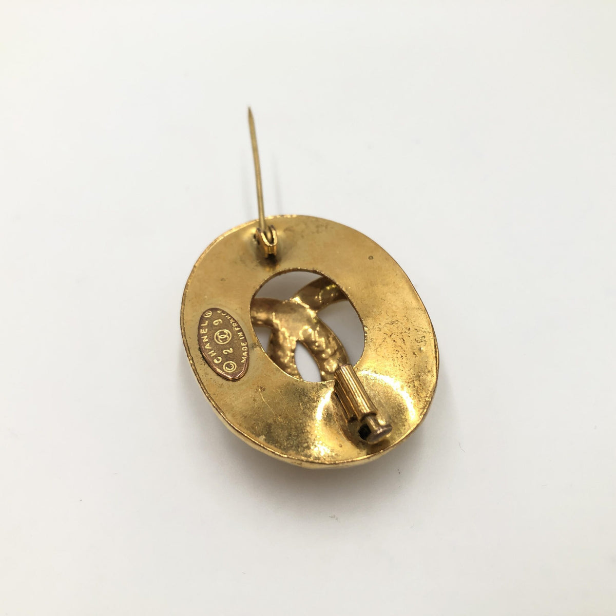 Chanel Coco Mark Brooch - Élégance Intemporelle