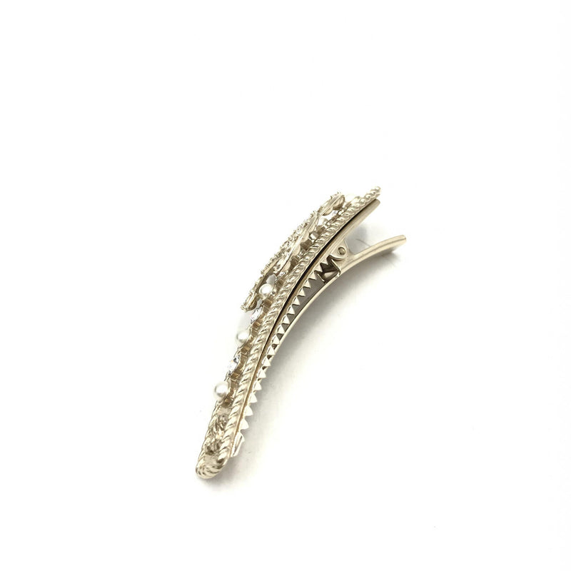 Chanel Crystal Pearl CC Hair Clip - Élégance Intemporelle