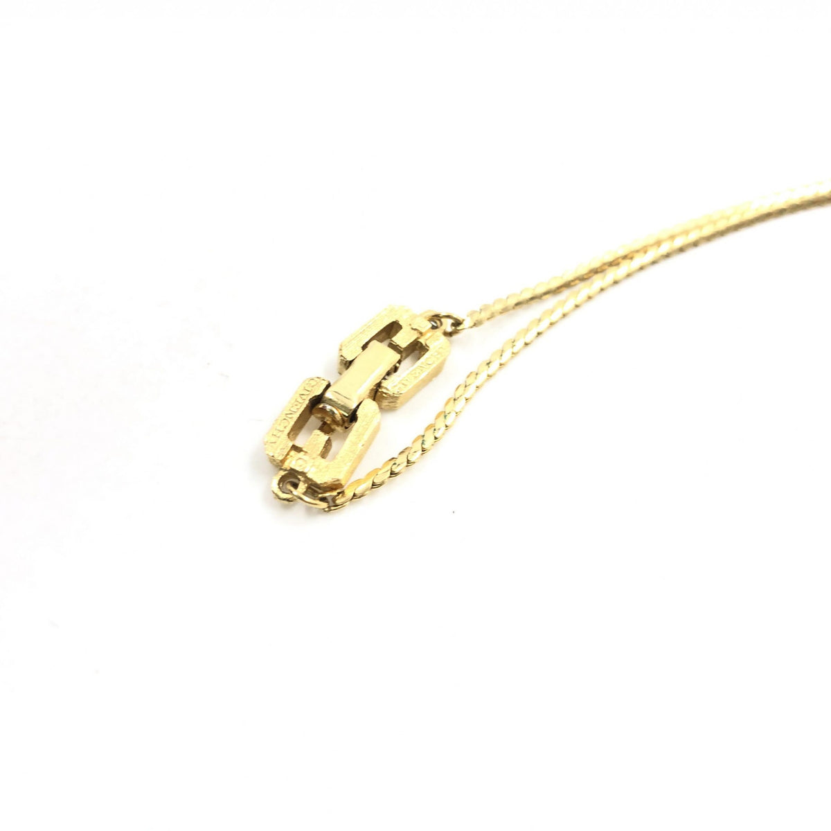 Givenchy Gold Pendant Necklace - Élégance Intemporelle