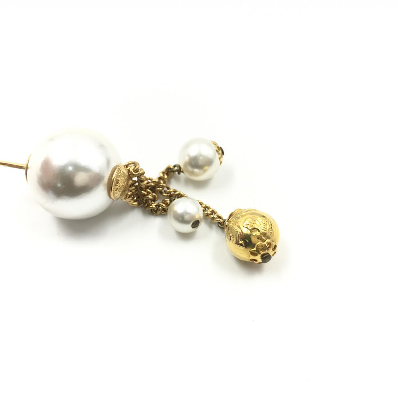 Salvatore Ferragamo Pearl Style Pin Brooch - Timeless Elegance