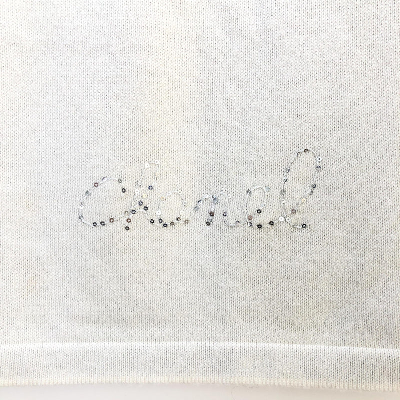 Chanel Scarf/Shawl in White Wool - A Timeless Classic