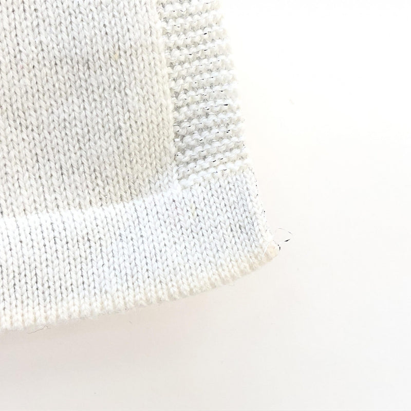 Chanel Scarf/Shawl in White Wool - A Timeless Classic