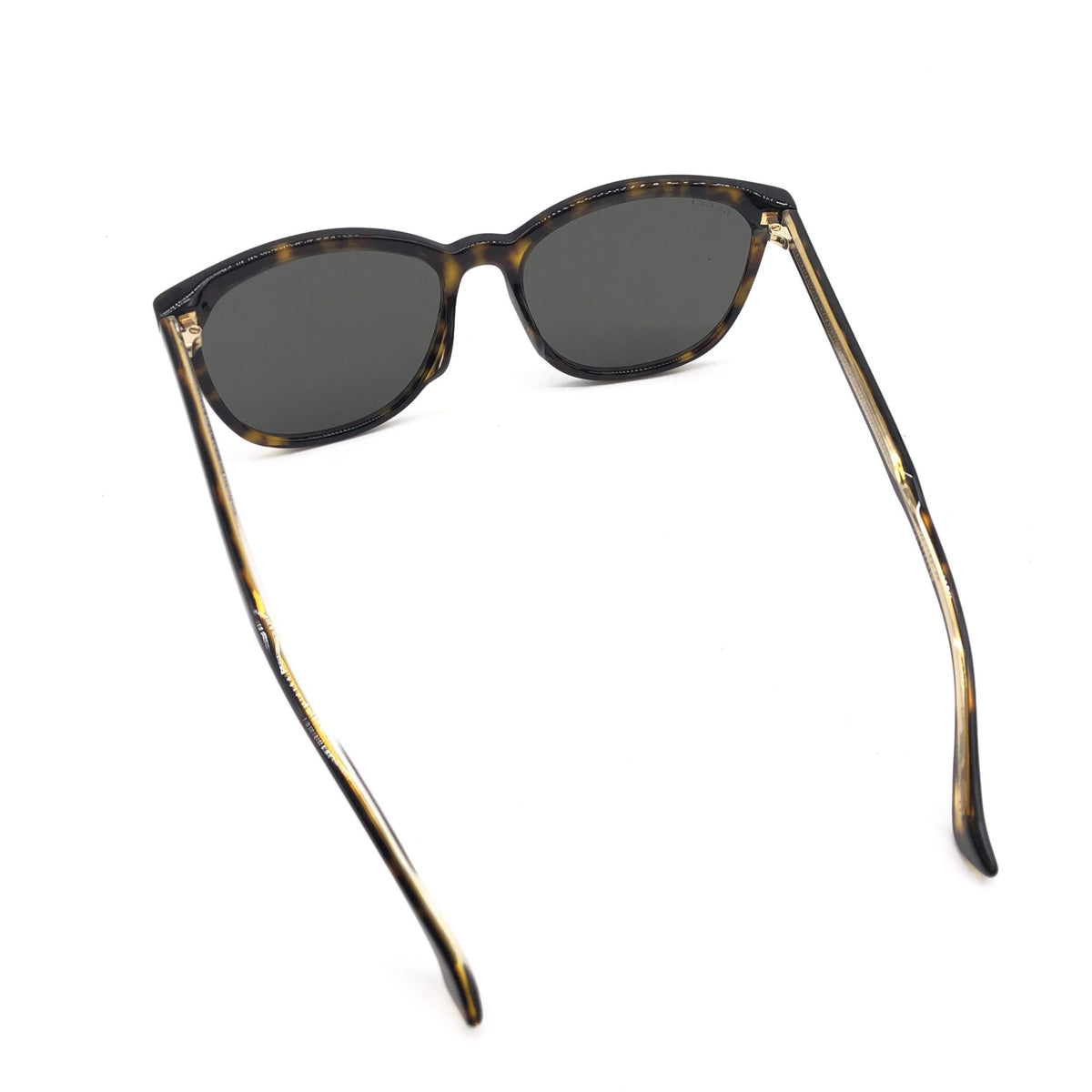 Gucci Tortoise Square Frame Sunglasses - A Timeless Accessory