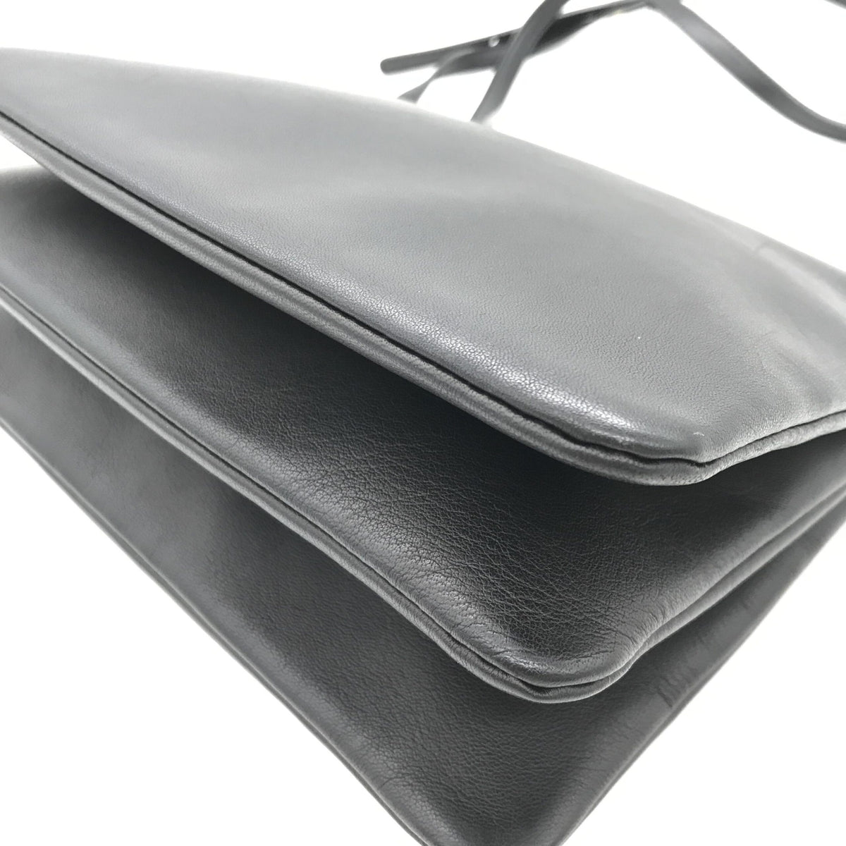 Celine Trio Black Leather Shoulder Bag - Élégance Intemporelle