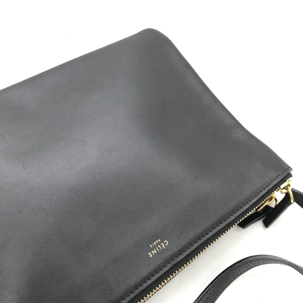 Celine Trio Black Leather Shoulder Bag - Élégance Intemporelle