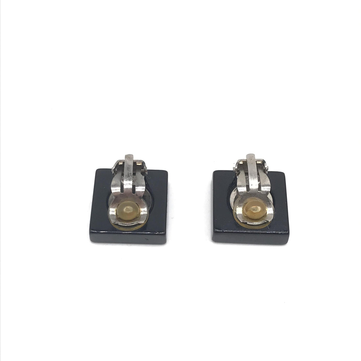 Chanel Coco Mark Square Clip-On Earrings - Élégance Intemporelle