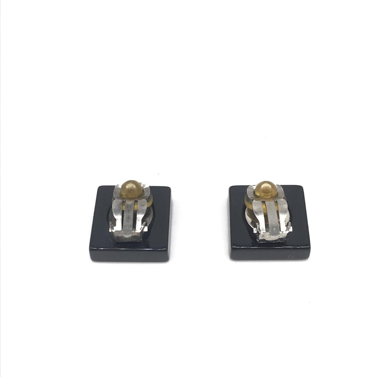 Chanel Coco Mark Square Clip-On Earrings - Élégance Intemporelle