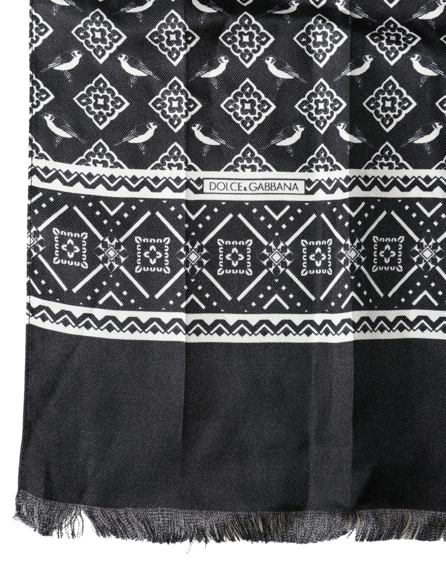 Foulard Dolce &amp; Gabbana en soie noire et grise à franges d'oiseaux, 140 cm x 23 cm