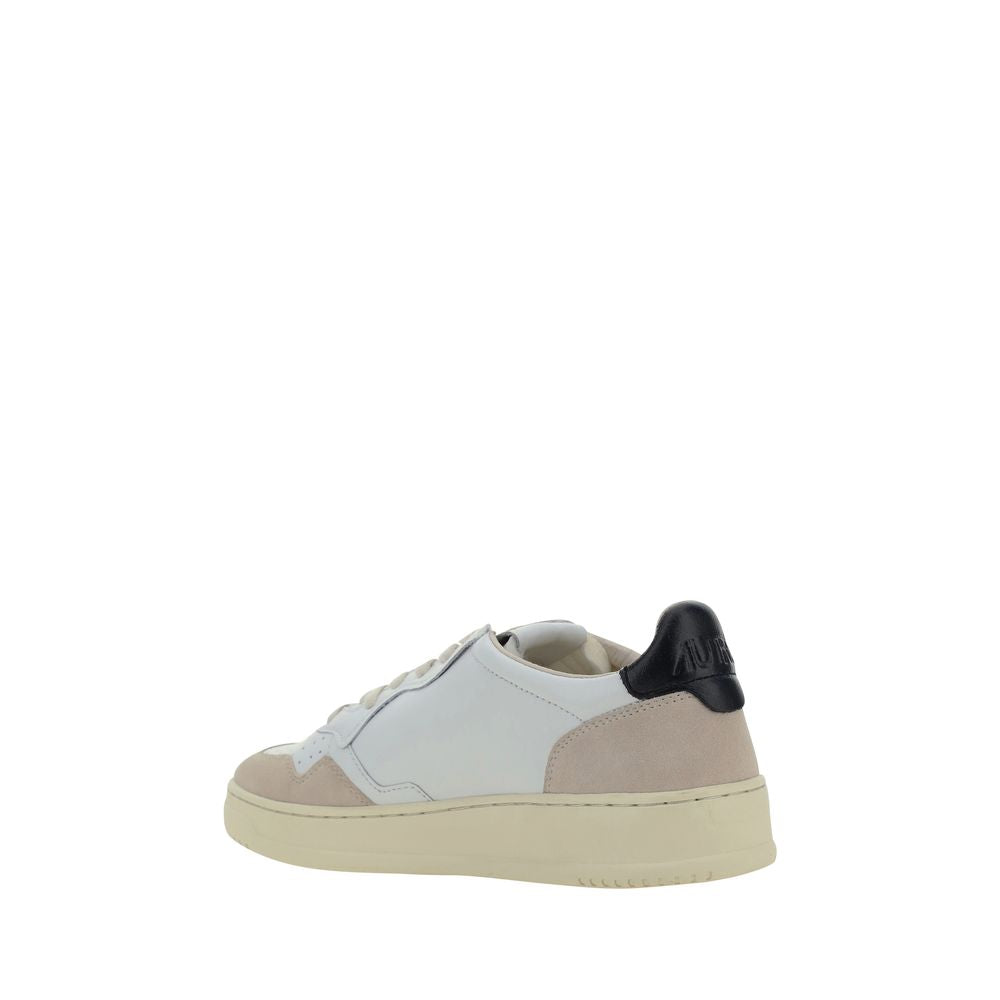 Autry White Calf Leather Bos Taurus Low Top Sneakers