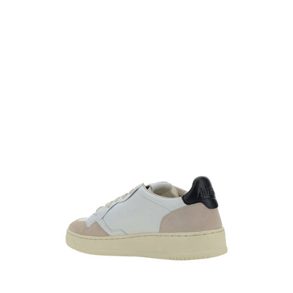 Autry White Calf Leather Bos Taurus Low Top Sneakers