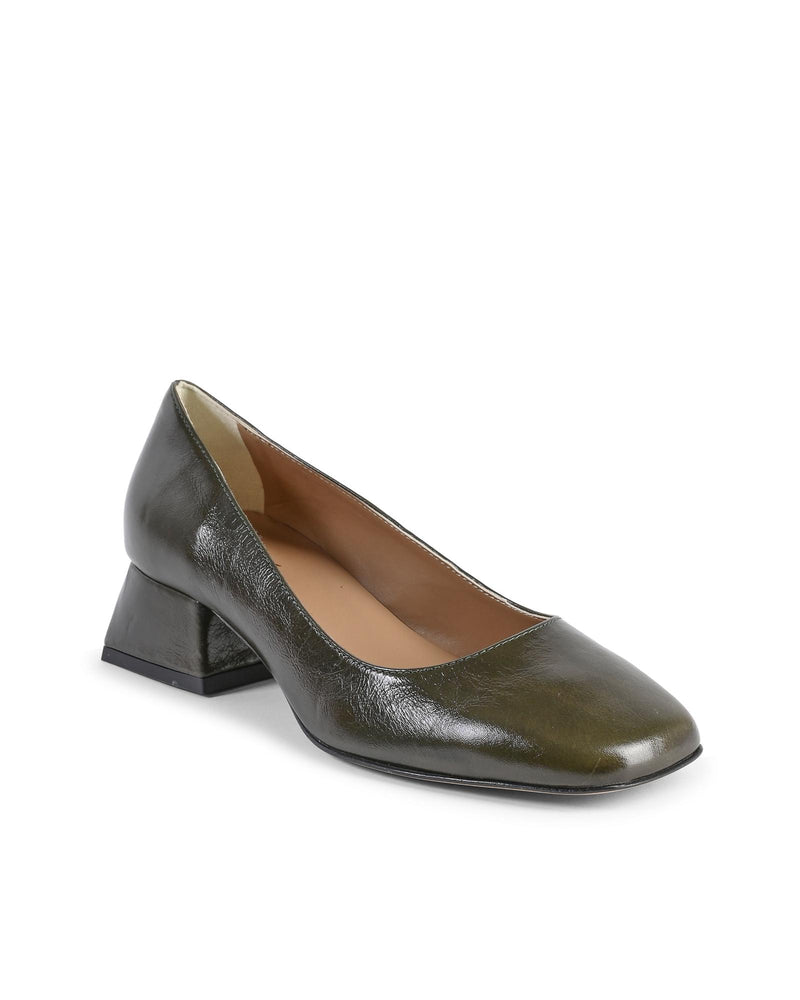 19V69 Italia Bicolor Leather Ballet Flats for Women - Elegant Comfort