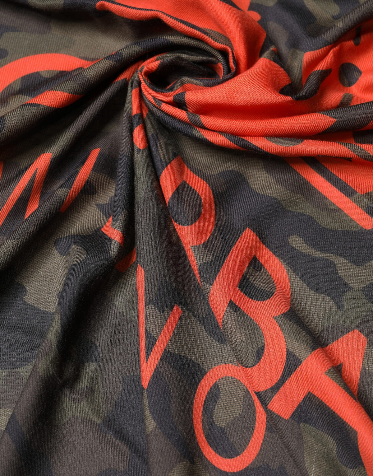 Écharpe homme Dolce &amp; Gabbana en cachemire à logo camouflage vert, 138 cm x 137 cm