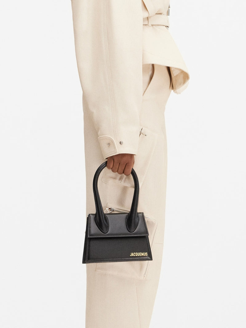 Jacquemus Le Chiquito Moyen Bag en Cuir Noir