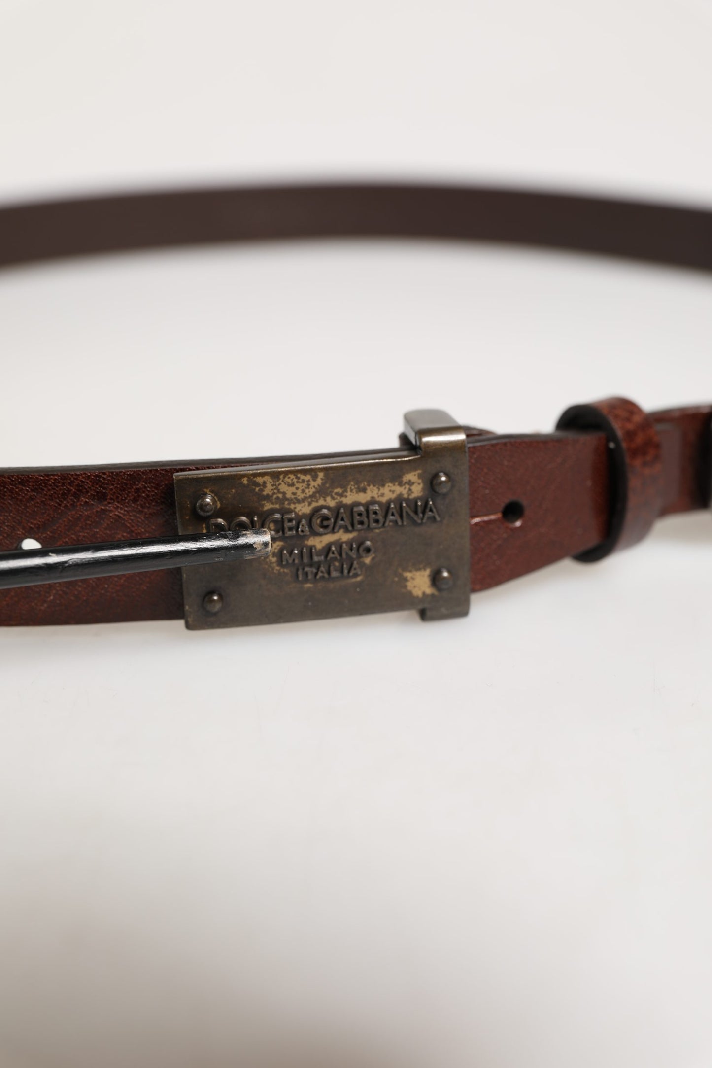 Ceinture Dolce &amp; Gabbana pour homme, en cuir marron classique avec boucle logo.