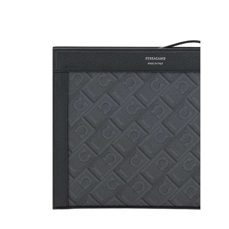 Pochette Ferragamo en polyéthylène noir