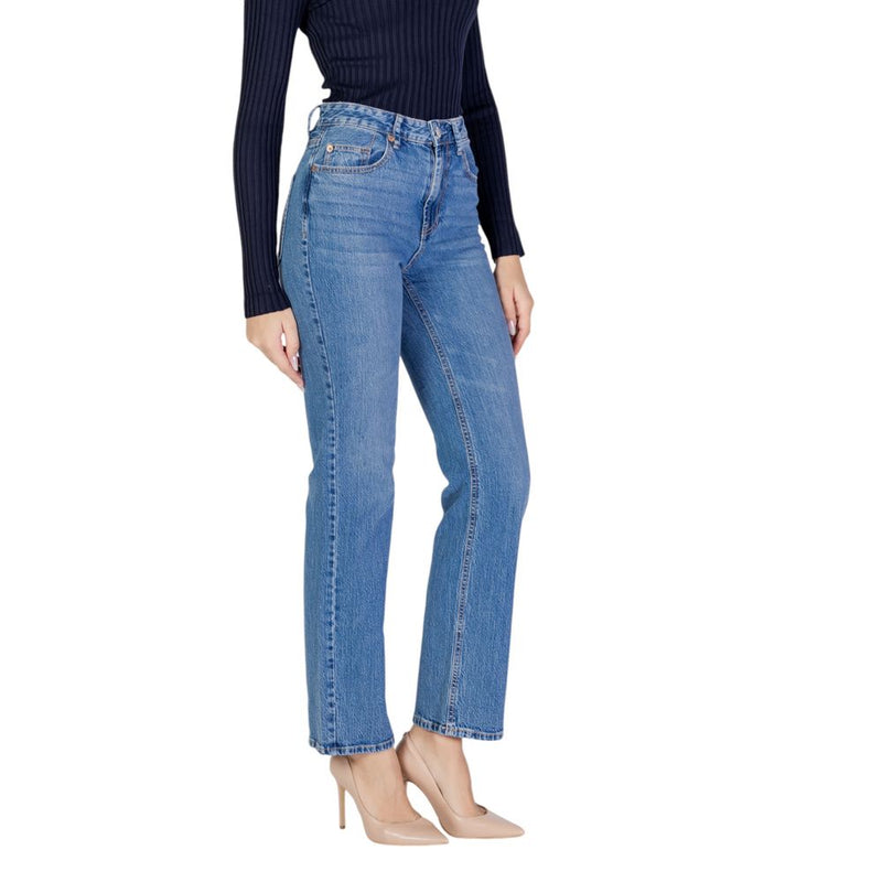Vero Moda VMTESSA Light Blue Cotton Mom Jeans - Chic & Eco-Friendly