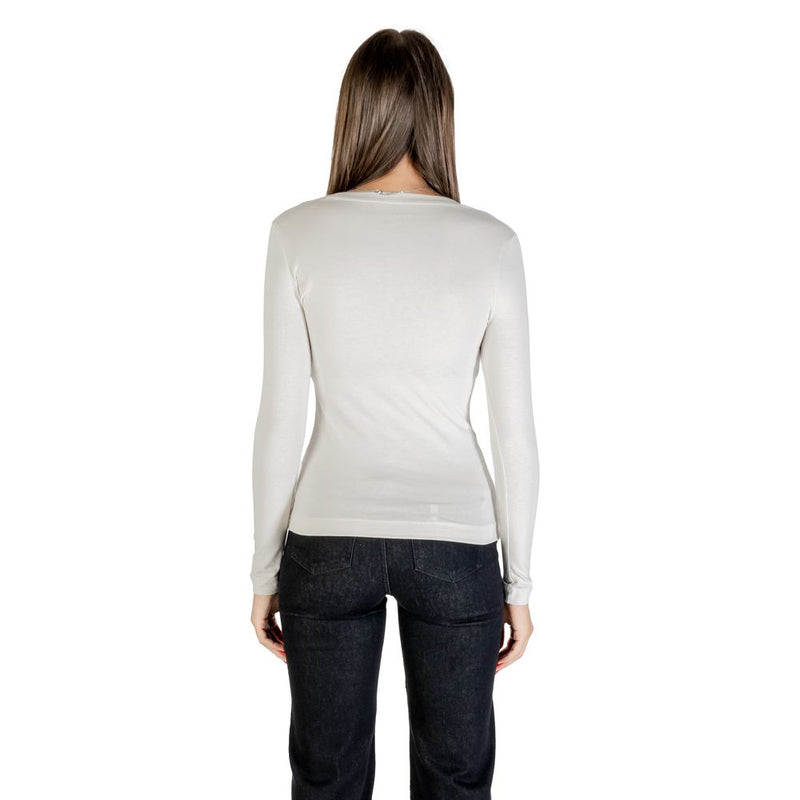 Guess LS CN LEO TRIANGLE TEE W5BI75 J1314 - Cream Long Sleeve T-Shirt